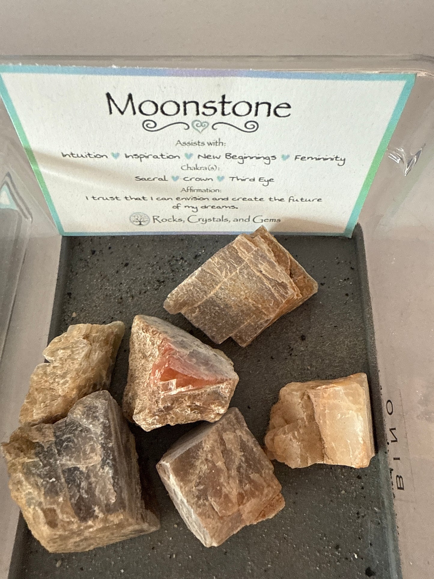 Moonstone Raw