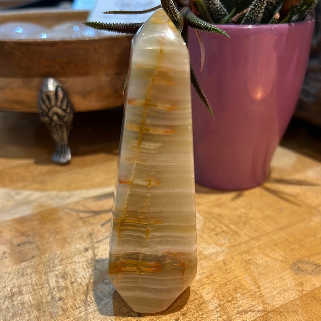 Banded Onyx Tower