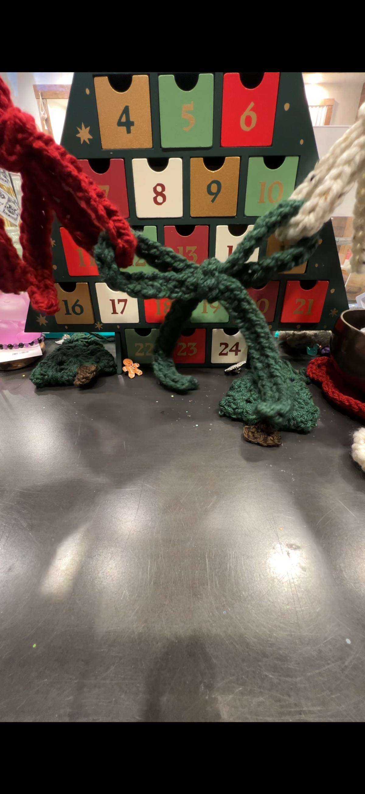 Crochet A Holiday Bow Garland Class November 8th 6:30-8:30pm