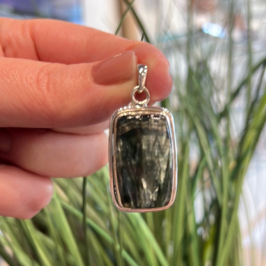 Seraphinite Pendant Set In Sterling Silver