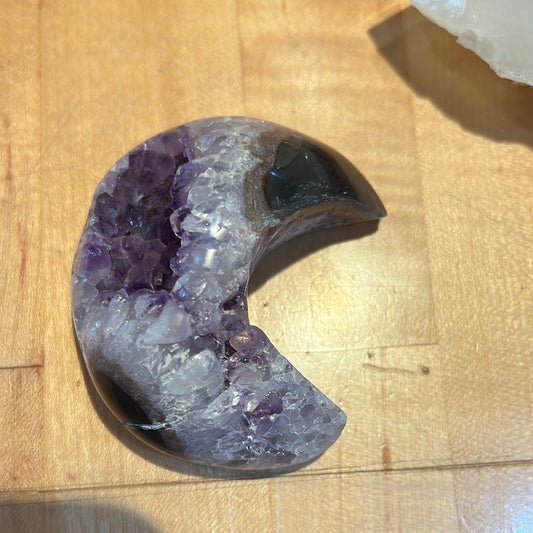 Druzy Amethyst Moon
