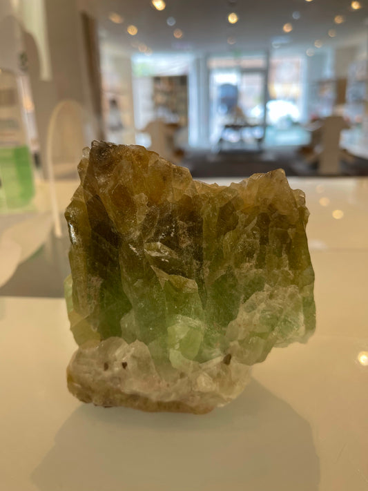 Medium green calcite chunk