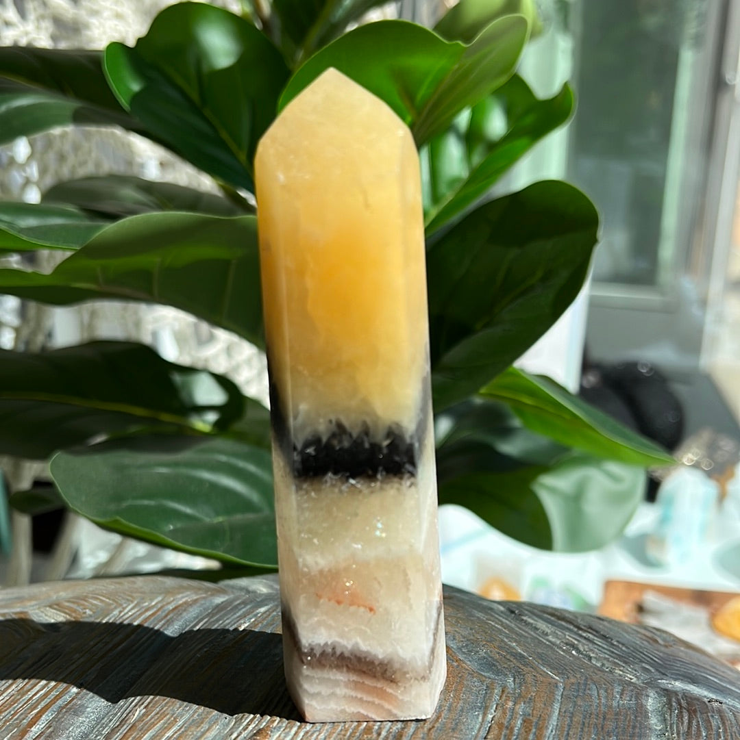 Yellow Calcite With Chalcedony Tower