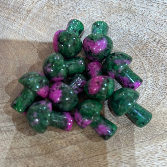 Ruby In Zoisite Mushroom
