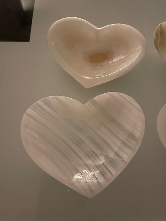 Onyx Heart Bowl
