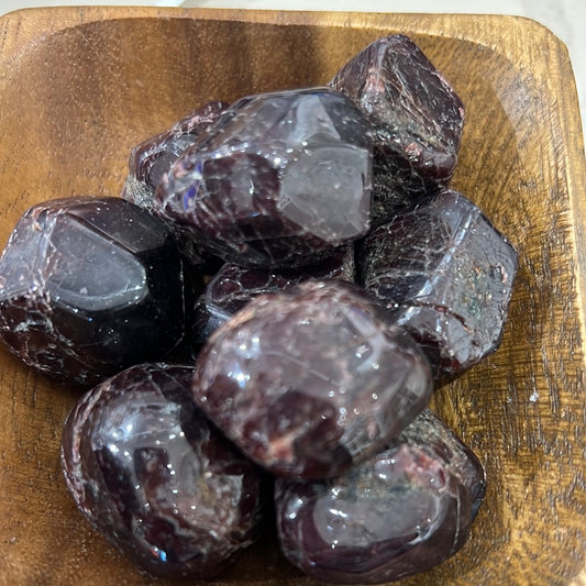 Garnet Semi Polished