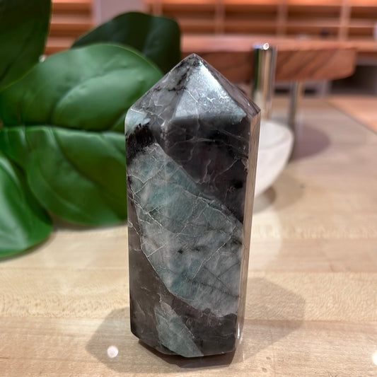 Emerald In Matrix Tower